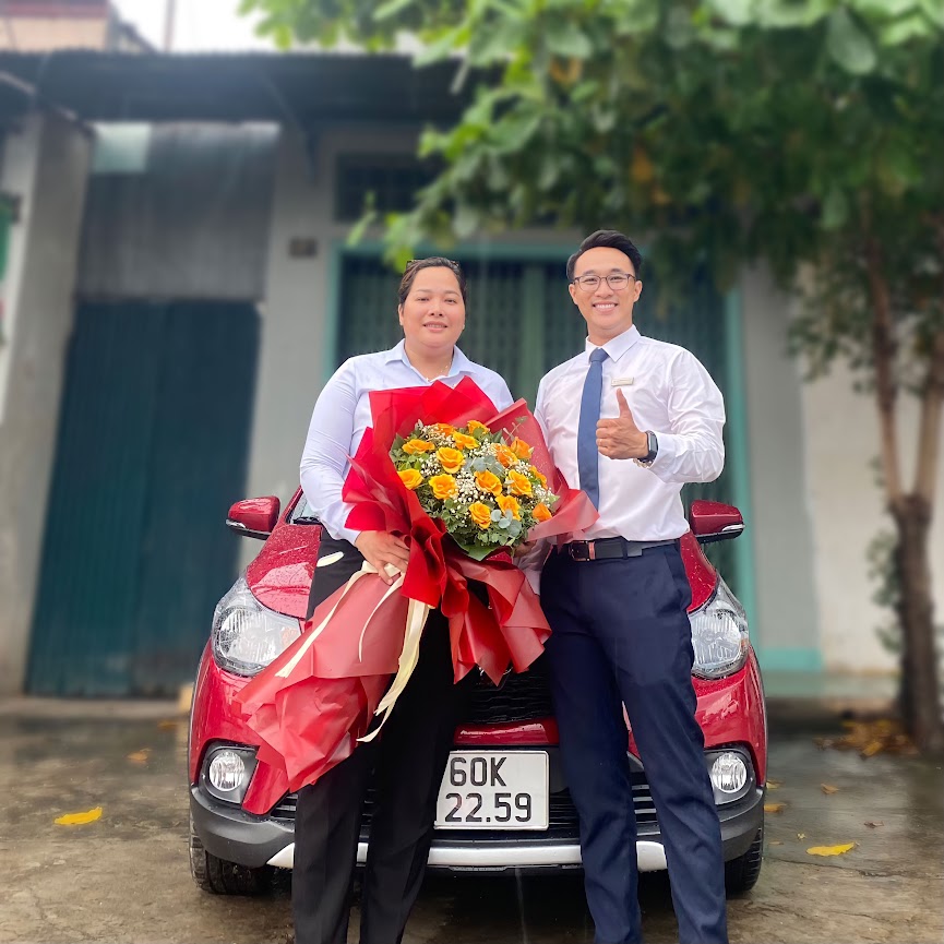 TRANG CHỦ giao-xe-vf-thach2
