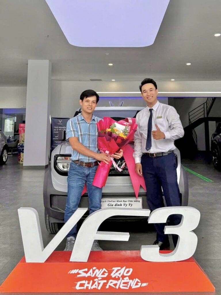 TRANG CHỦ giao-xe-vf-thach32