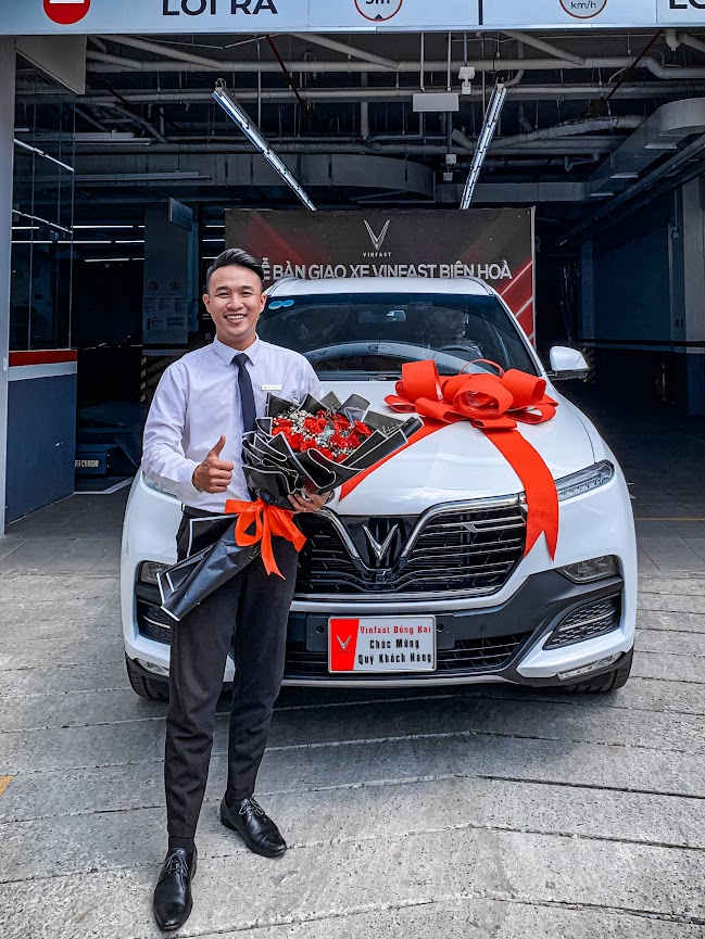 TRANG CHỦ giao-xe-vf-thach38