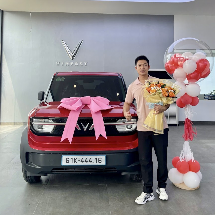 TRANG CHỦ giao-xe-vf-thach40