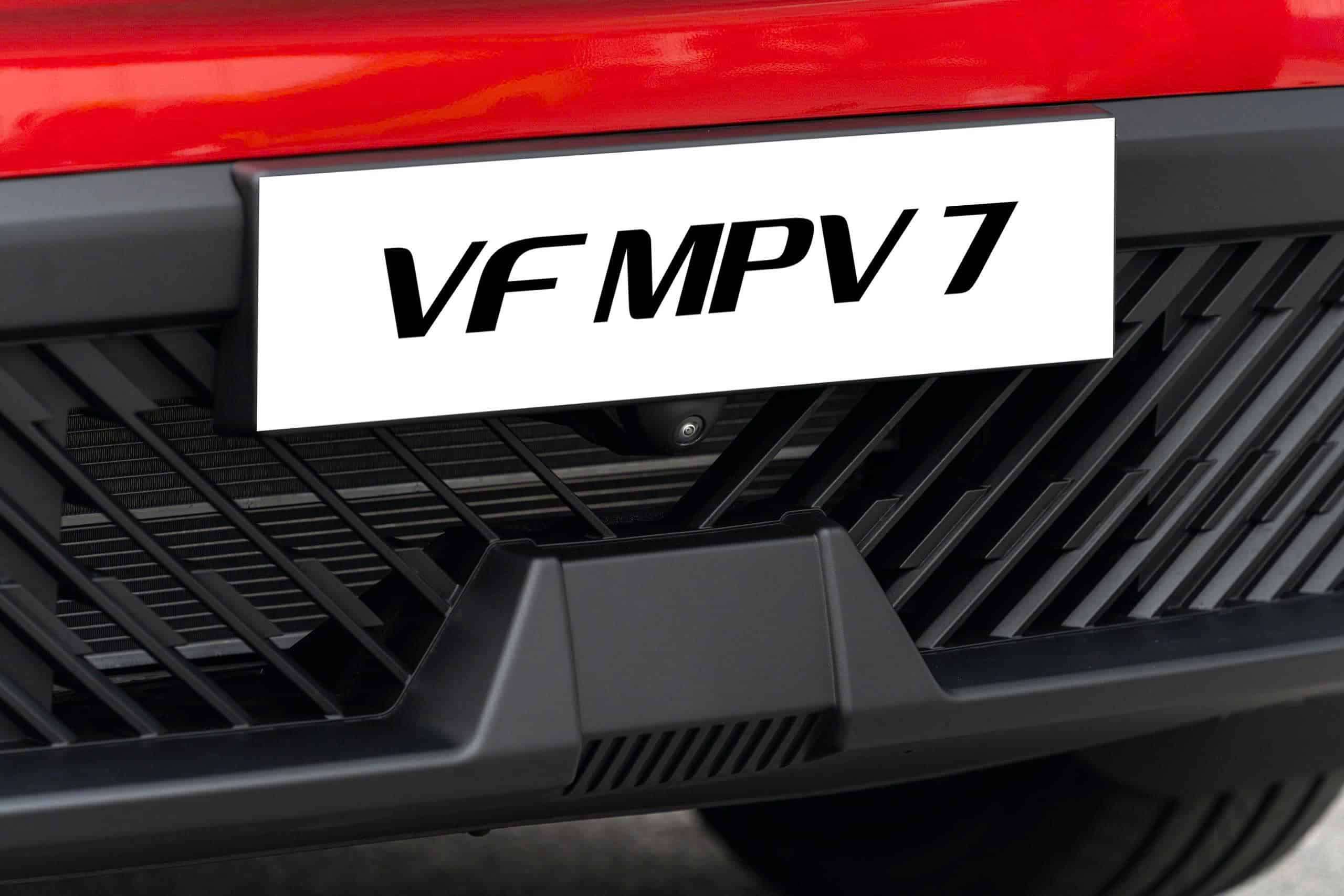 VF MPV 7 giá tốt