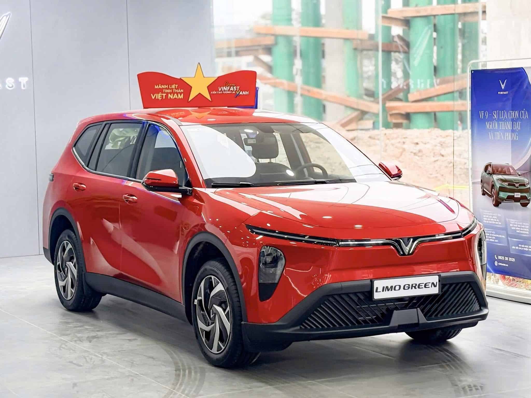 VF MPV 7 giá tốt