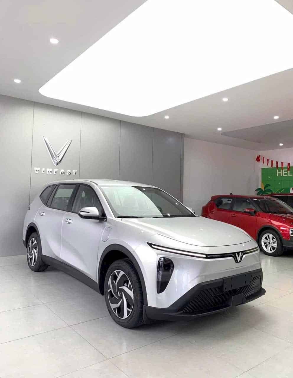 VF MPV 7 giá tốt