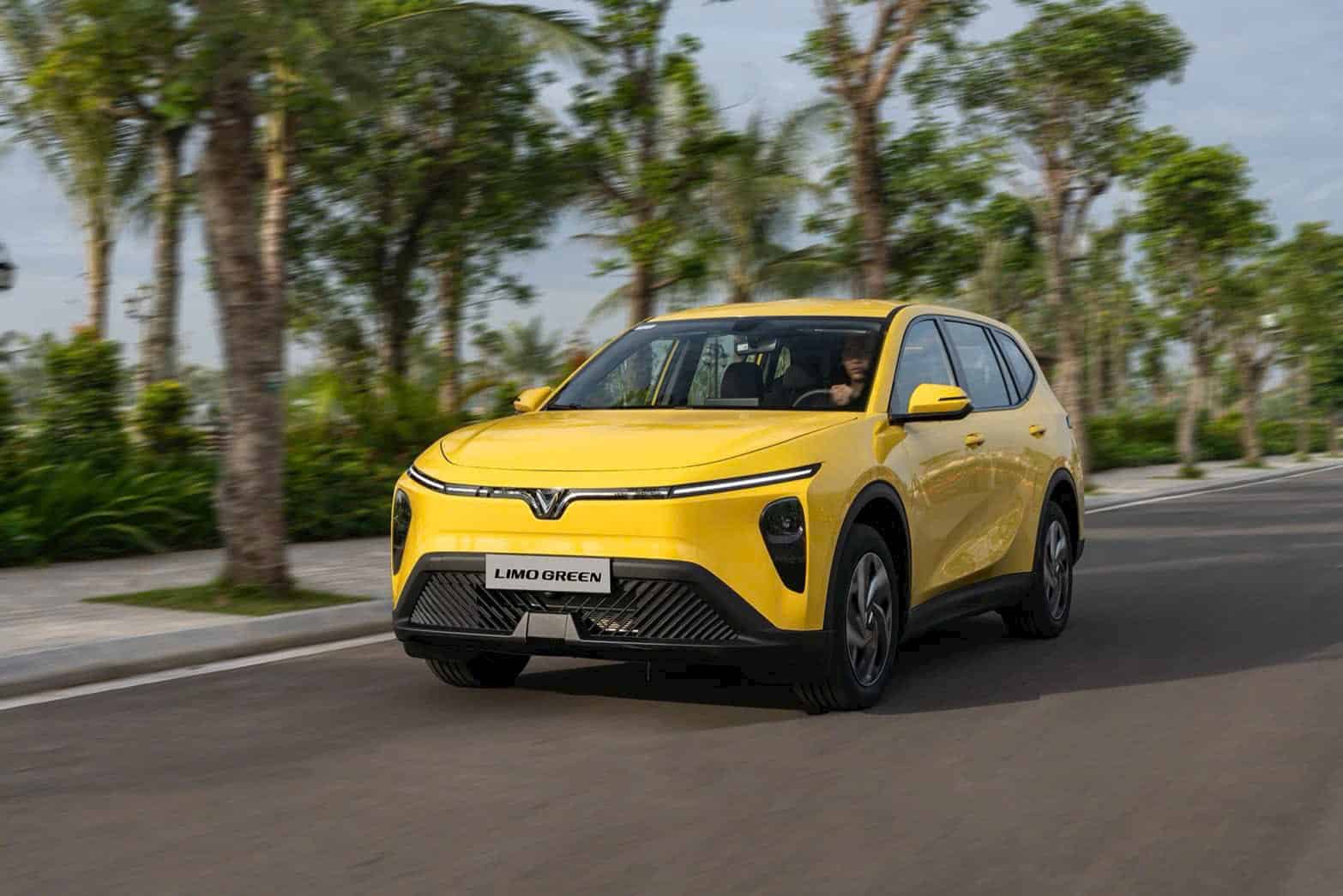 VF MPV 7 giá tốt