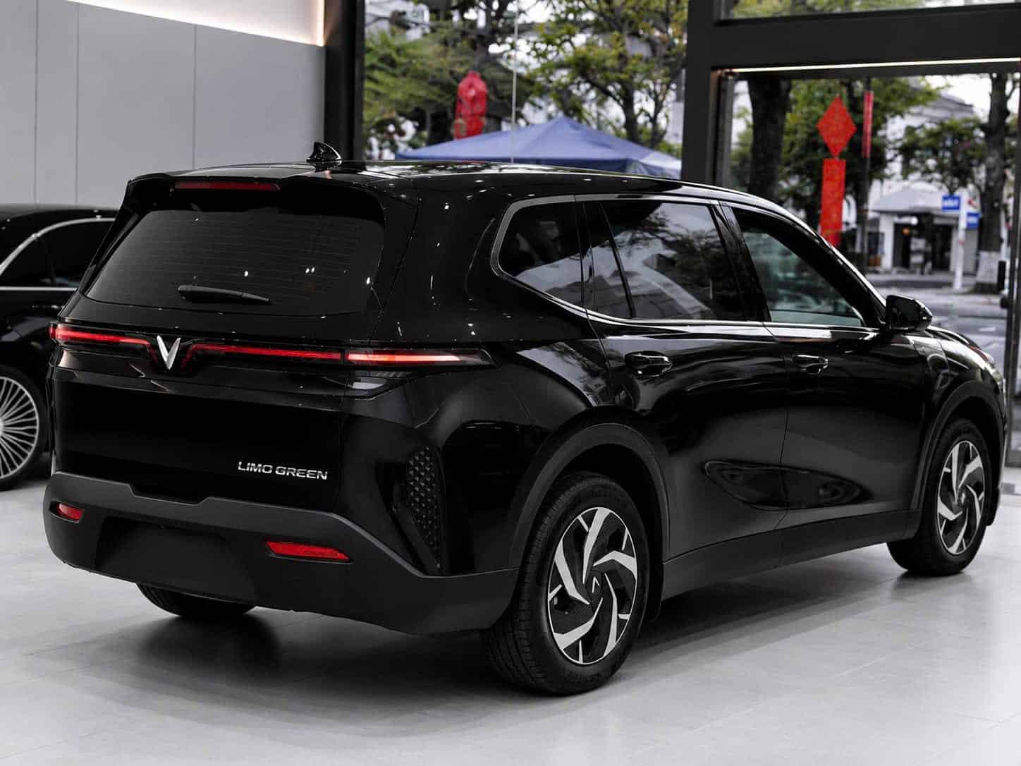 VinFast Limo Green giá tốt