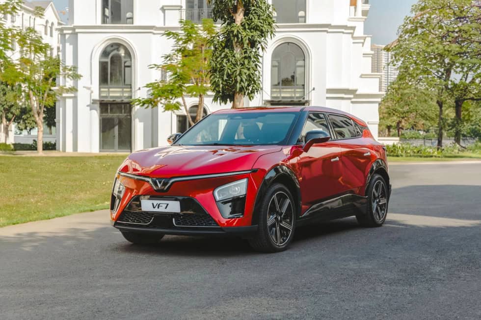 VinFast VF7 giá tốt