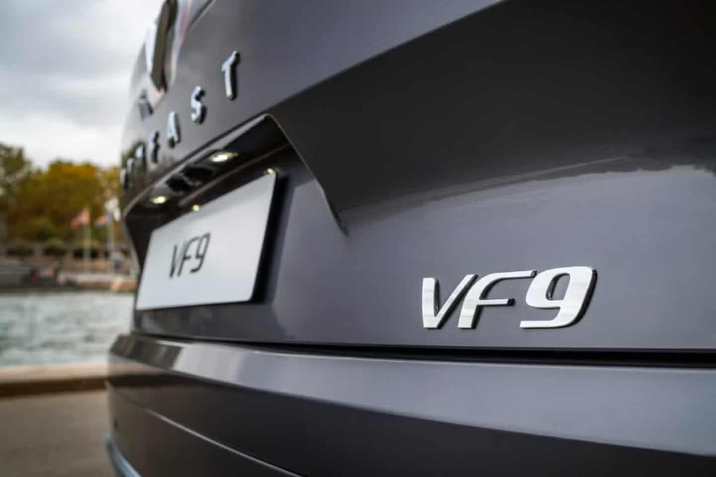 VinFast VF9 giá tốt