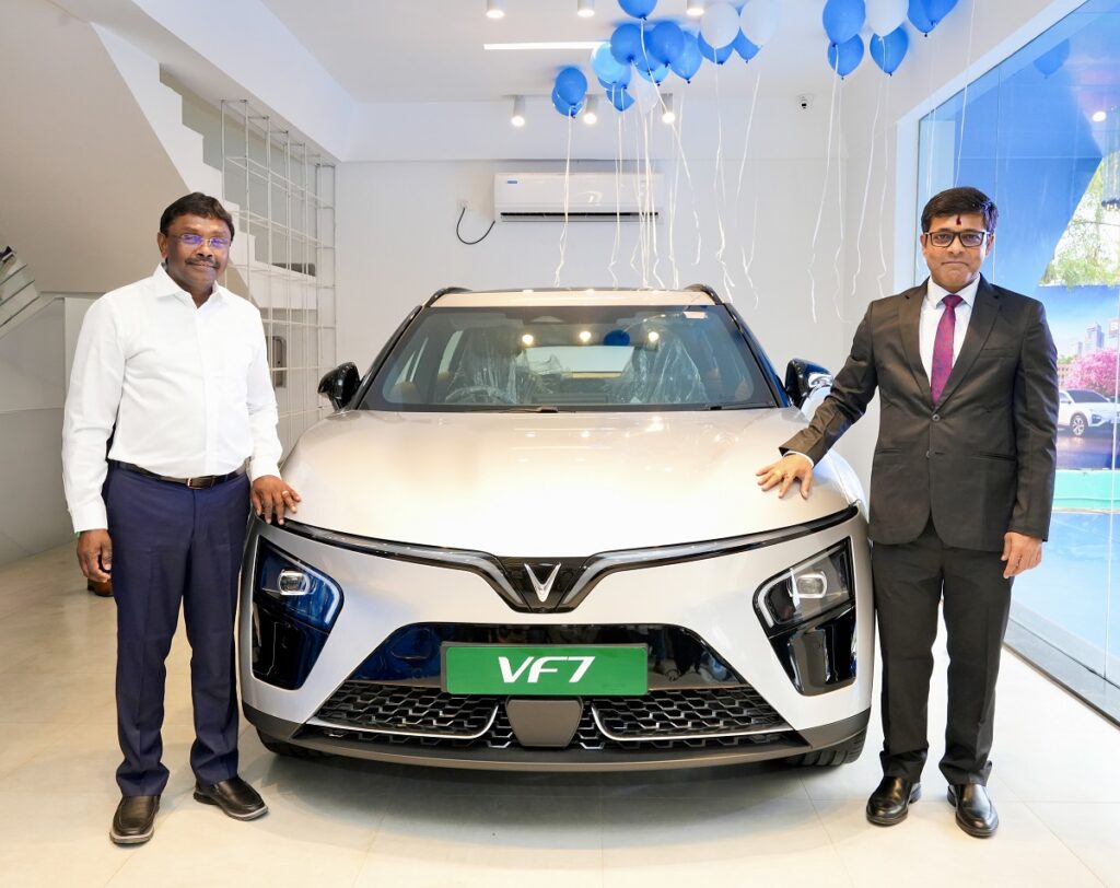 VinFast Khai Trương Showroom Thứ 50 Tại Ấn Độ, Đưa Giải Pháp Giao Thông Xanh Đến Gần Hơn Với Người Dân